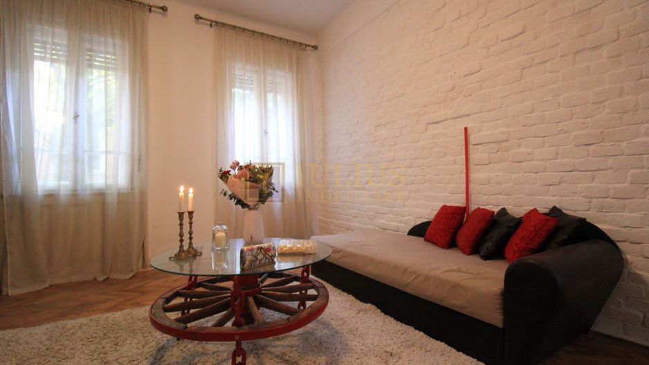 La casa, zona linistita, str Odobescu; camere spatioase. - Poză 3