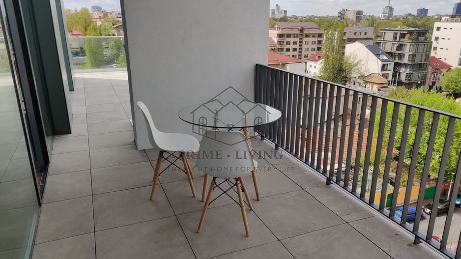 PENTHOUSE DE LUX CU 5CAMERE LA INCHIRIERE CU VEDERE LA LACUL FLOREASCA - Poză 6