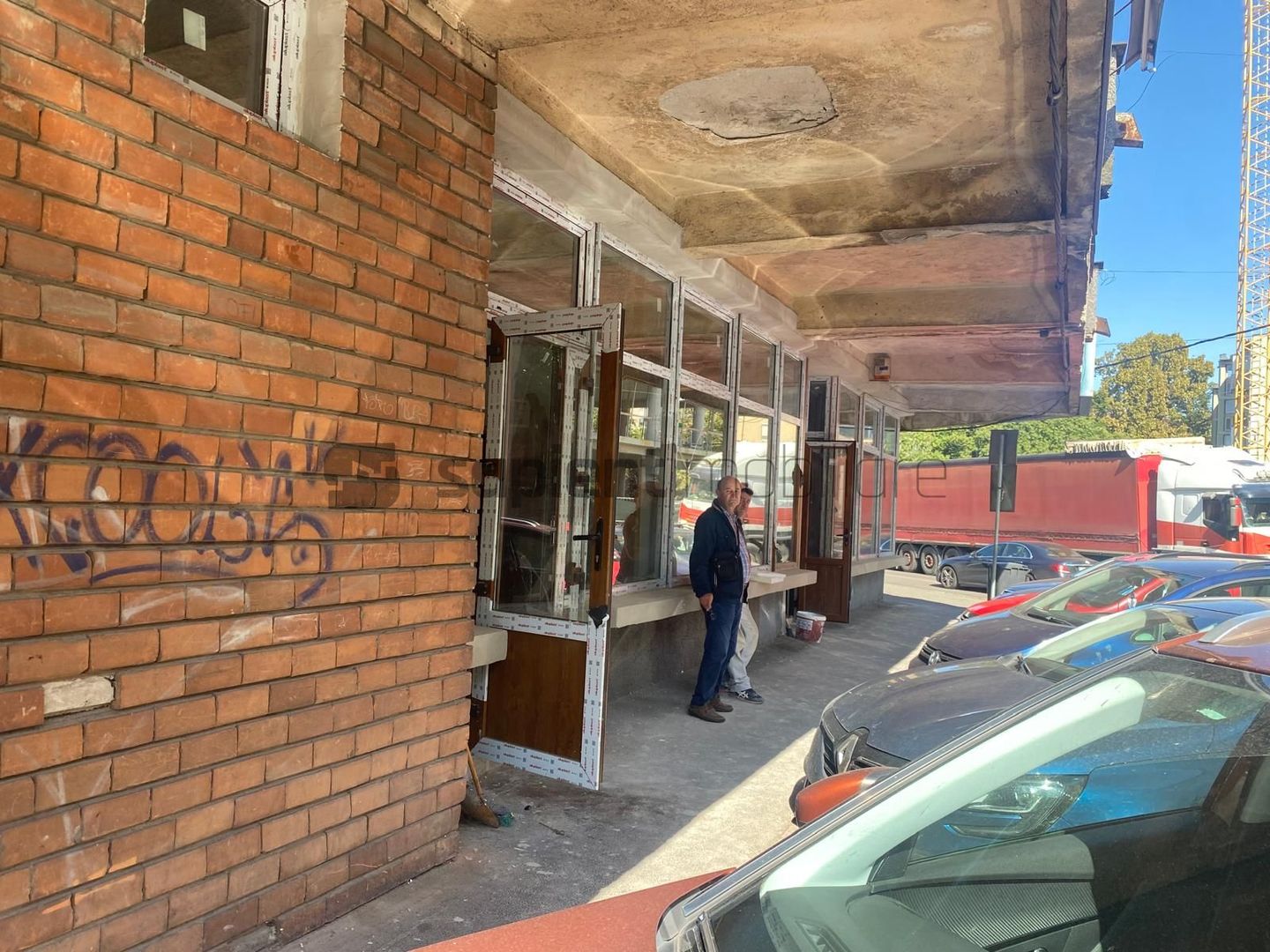 Sapient | Spațiu comercial central _ Piața Cetății - Poză 6