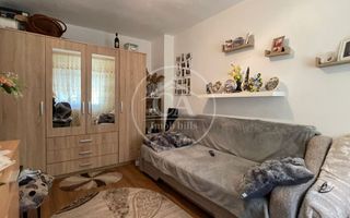 Apartament cu o cameră de vânzare in zona Rogerius, Oradea - Poză 1