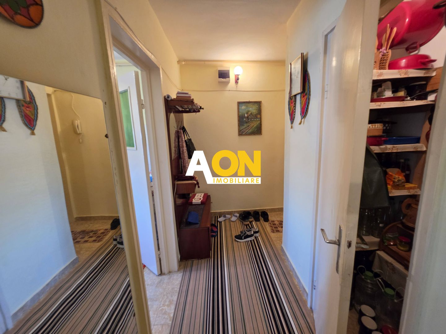 Apartament 2 camere, semidecomandat, zona Closca - Poză 8