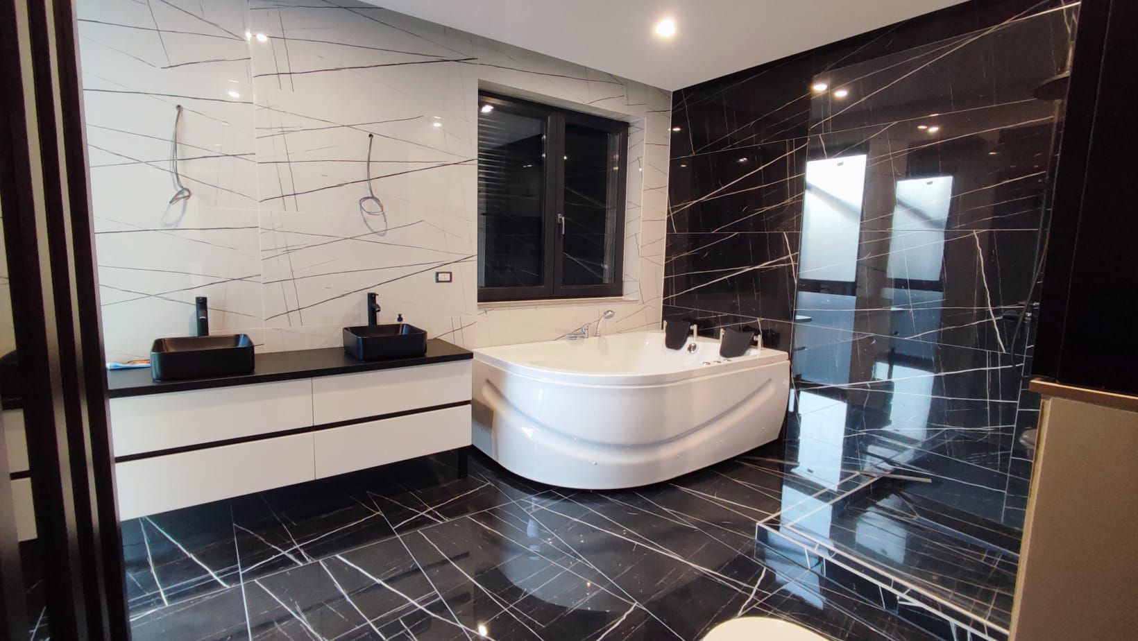 CASA Individuala   Superfinisata in Andrei Muresanu Sud - Poză 5