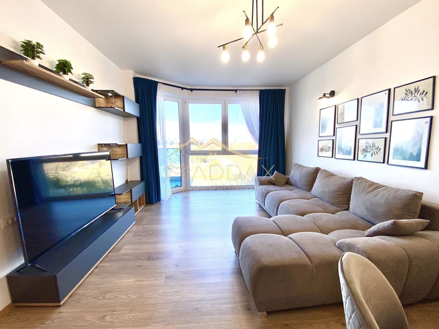 Apartament cu 2 camere + Parking/ Posibilitate investitie/Floreasca - Lake View - Poză 2