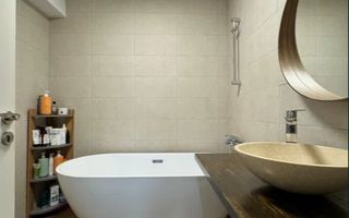 Bloc Nou , ap 3 camere , 2 bai , etaj 4/7 , Copou. - Poză 7