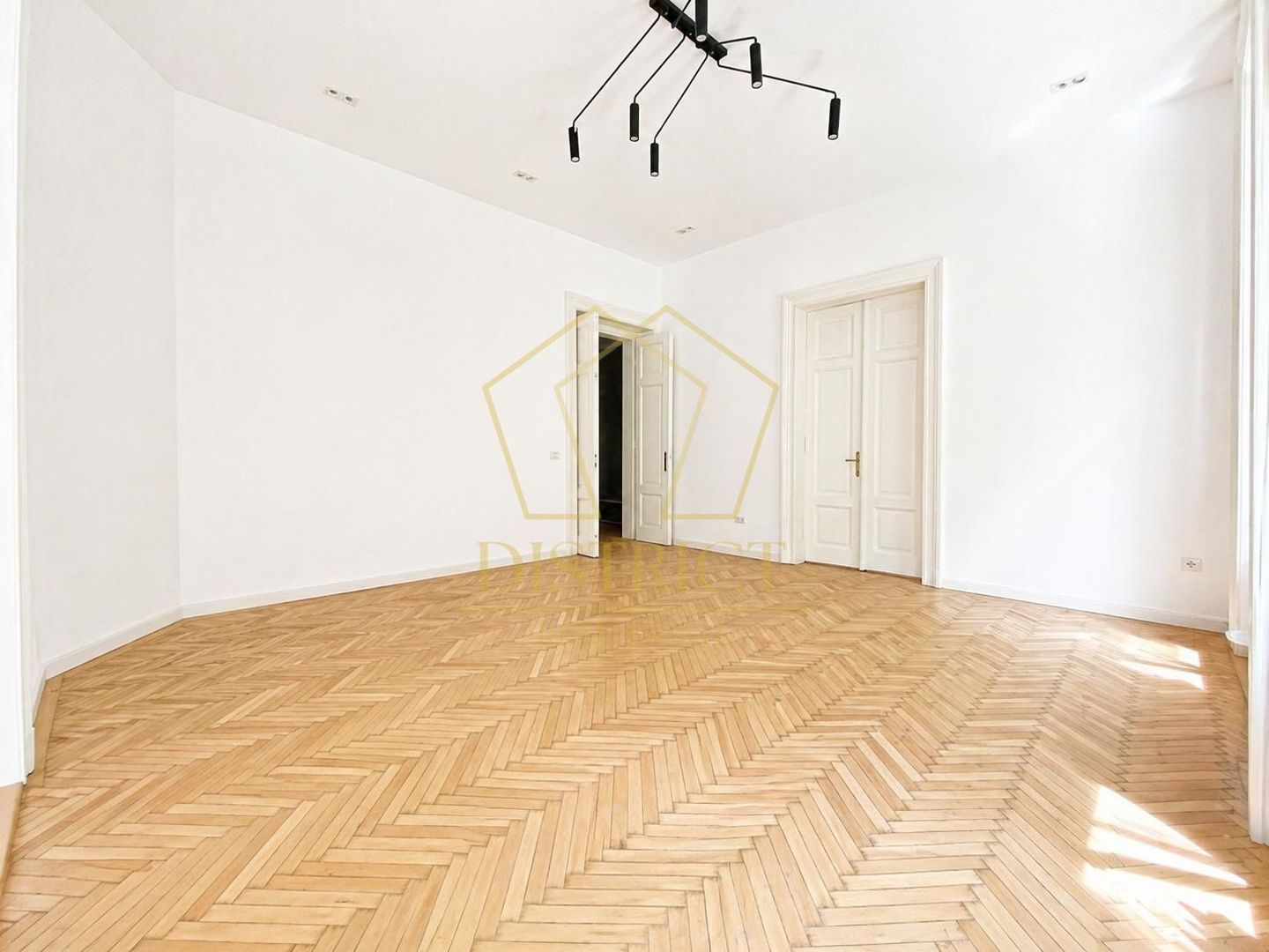 Spatiu de birouri cu 3 camere | Piata Maria - Poză 2
