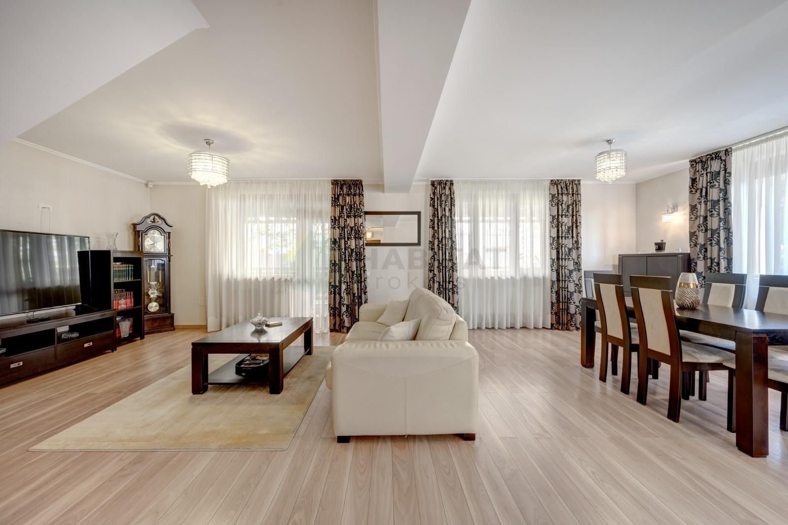 Casă modernă și spațioasă de vânzare în Bragadiru – ideală pentru familie - Poză 29