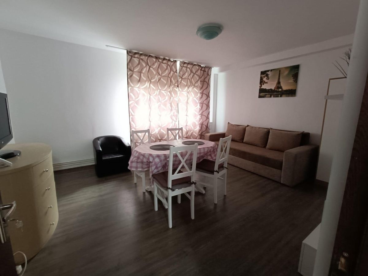 Apartament 3 camere - 13 Septembrie, langa Liceul Odobleja - Poză 1