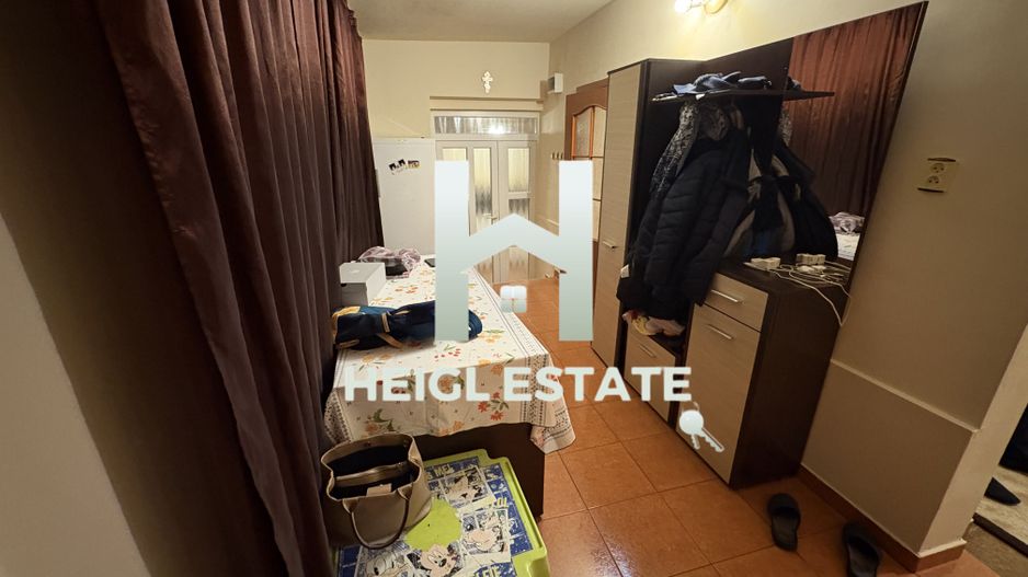 Casa cu 4 camere in zona Telegrafului - Poză 2