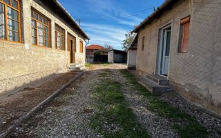 Casa cu 1430 mp teren, la 20 km de Oradea - Poză 4