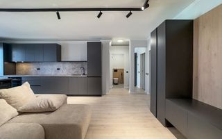 Apartament cu 2 camere, zona Str Eroilor - Poză 7