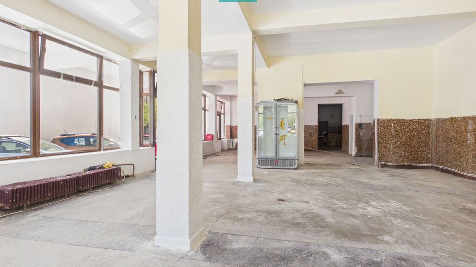 Spațiu comercial 269 mp zonă centrală Oradea - Poză 2