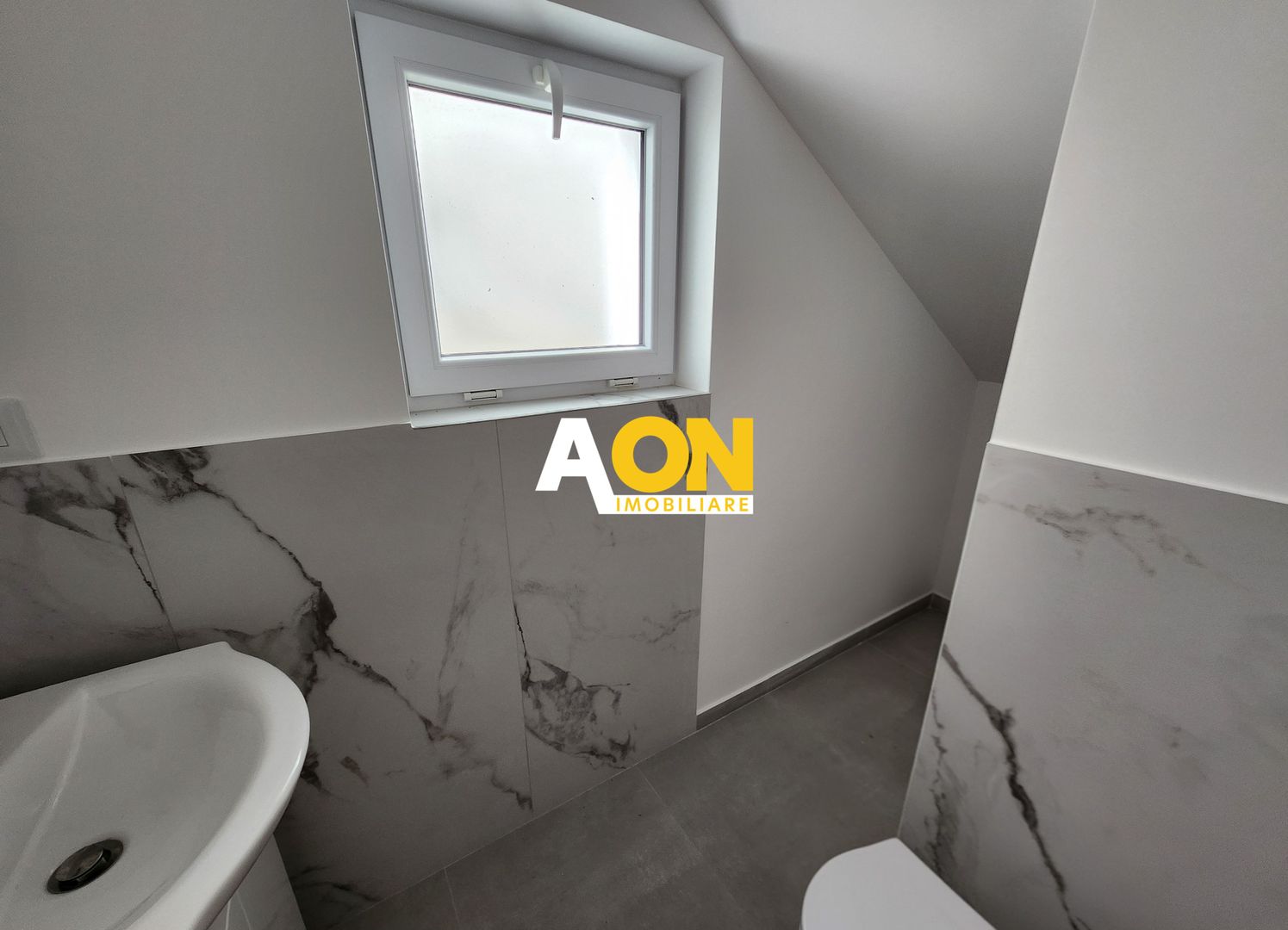 Casa Individuala cu 4 camere, 3 bai, terasa, 370mp teren, Oarda de Jos - Poză 13