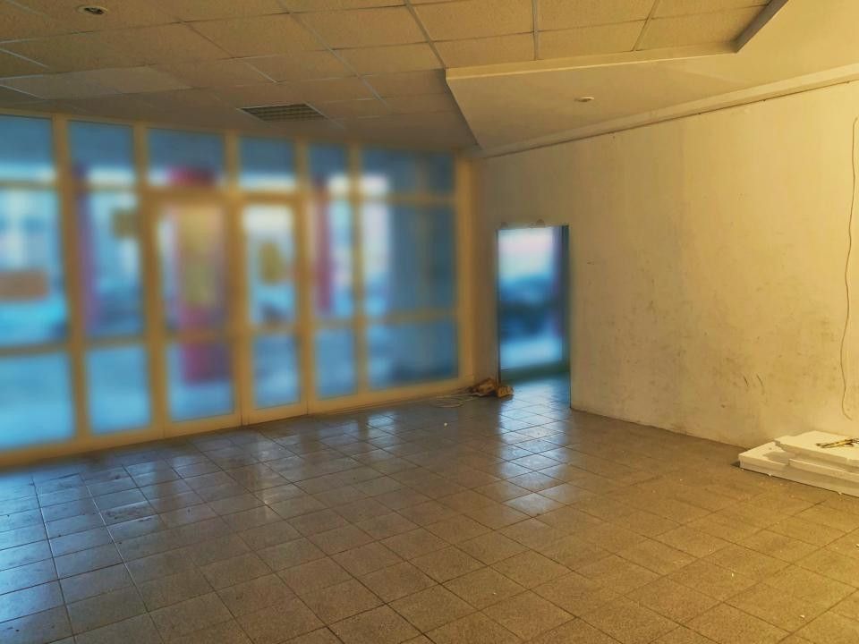 Inchiriere Spatiu Comercial de dimensiuni mari - Poză 7
