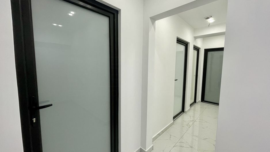 Spațiu Comercial P+Demisol | Vitrină Stradală | Radauti - Poză 8