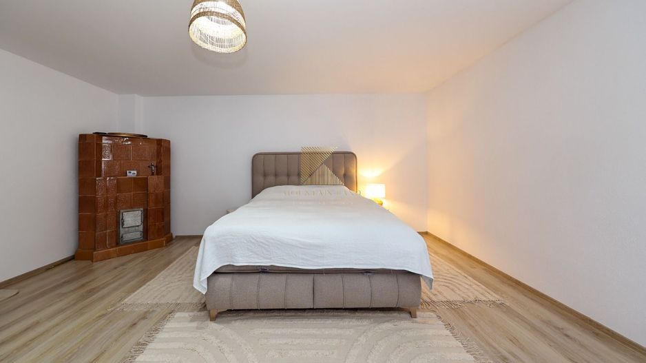 Casă renovată, teren 394 mp – Râșnov, str. Misu Popp, zonă centrală - Poză 7