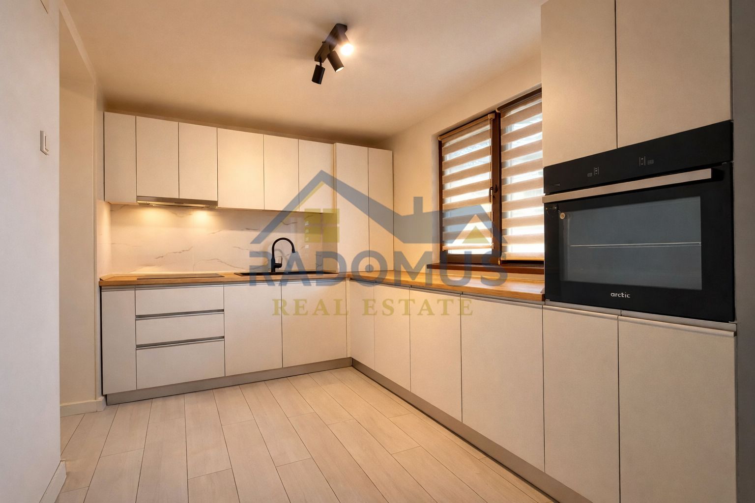 Apartament 2 camere de închiriat – Strada Mândra | 550 €/lună - Poză 1
