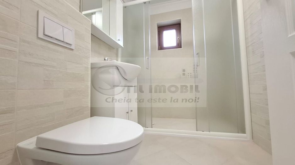 Liber, apartament 2 camere, 53 mp, Nicolina - Belvedere, baie cu geam - Poză 12