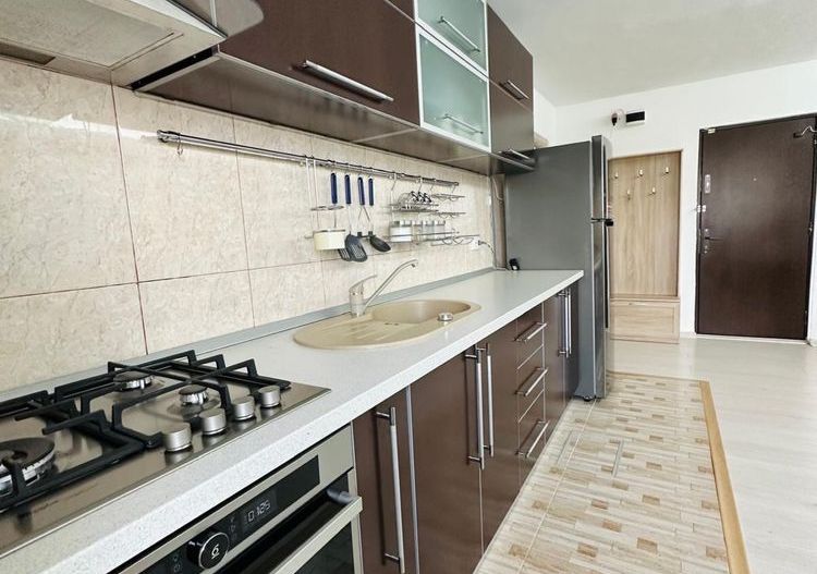 Apartament cu 3 camere  de inchiriat  Aviatiei - Poză 5