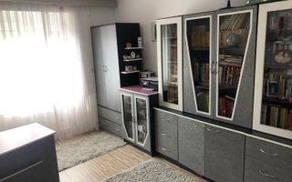 BRASADAS vinde casa cu 7 camere si teren 1100mp in zona Burdea. - Poză 2