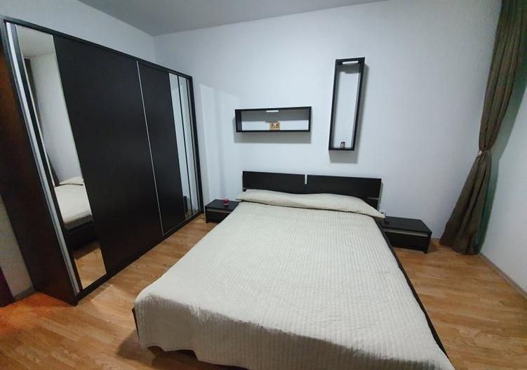 Apartament 3 camere, grădină proprie, parcare inclusă, centrală, boxă - Poză 1