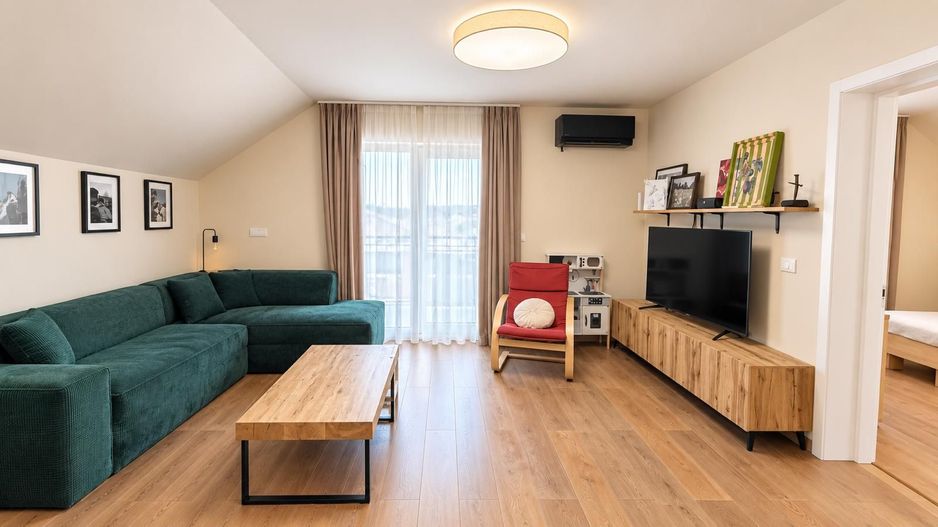 COMISION 0% | Apartament 3 Camere + Pod Amenajat 2 Parcari Dumbravita - Poză 2