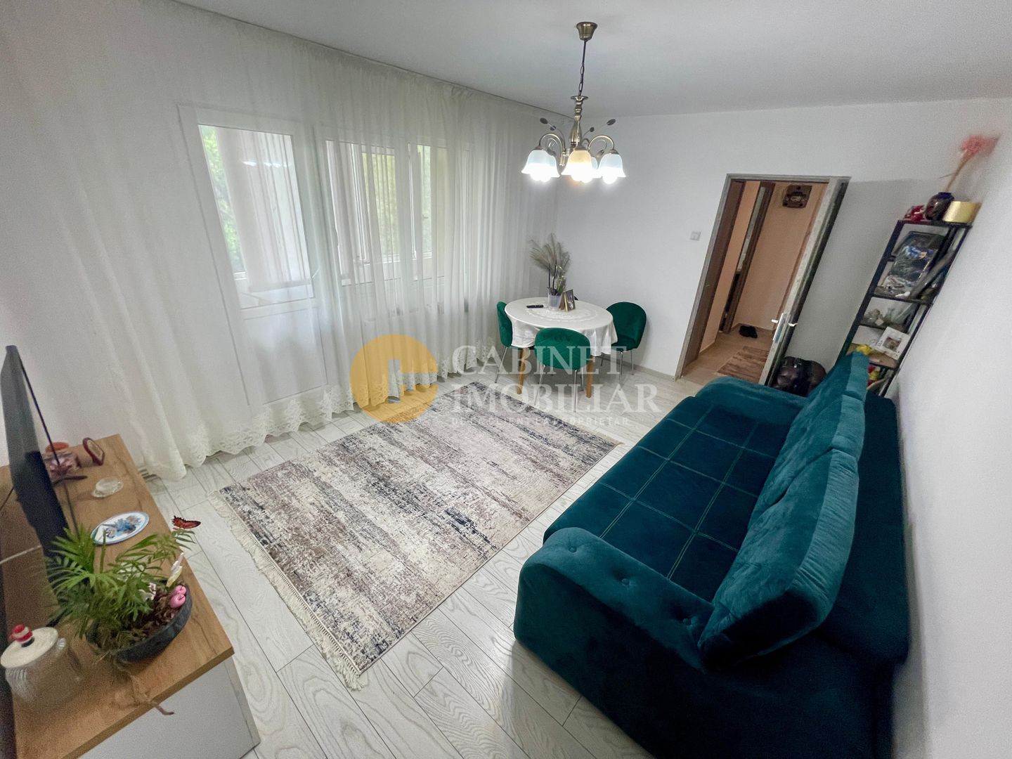 PODU ROS - 3 CAMERE SEMIDECOMANDAT - ETAJ INTERMEDIAR - Poză 1