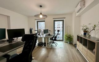 Apartament 3 camere modern | Birou/Firmă | Nemobilat | Pța Unirii - Poză 1