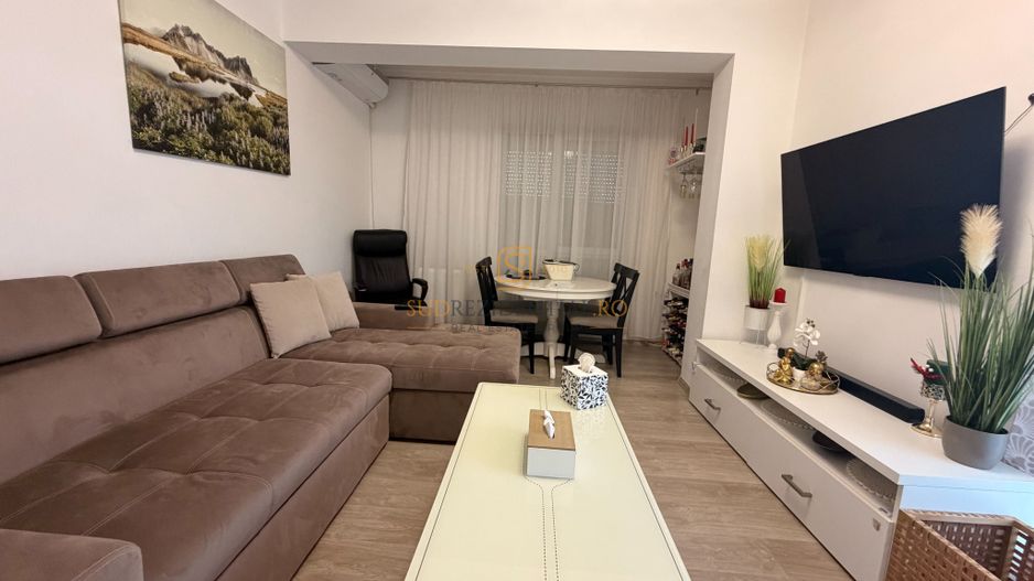 Confort și Eleganță: Apartament 3 Camere în Inima Sectorului 4 - Poză 3