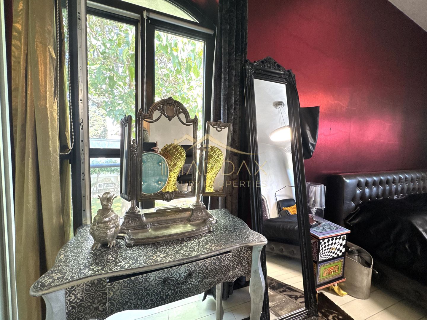 Vila cu 5 camere *344mp* + 800mp Teren // Zona Bucurestii Noi - Poză 27