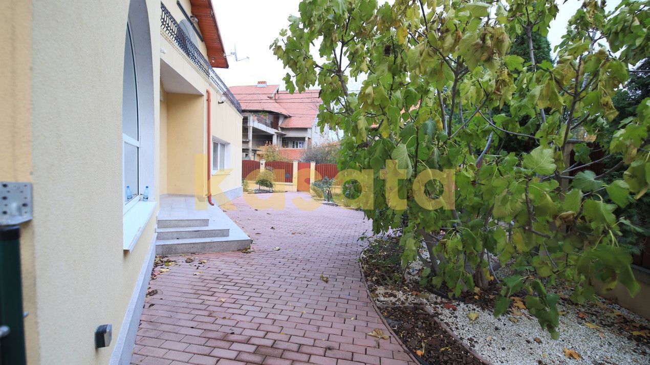 Vilă Individuală de vanzare cu teren de 1.000Mp. – Zona Jolie Ville - Poză 3