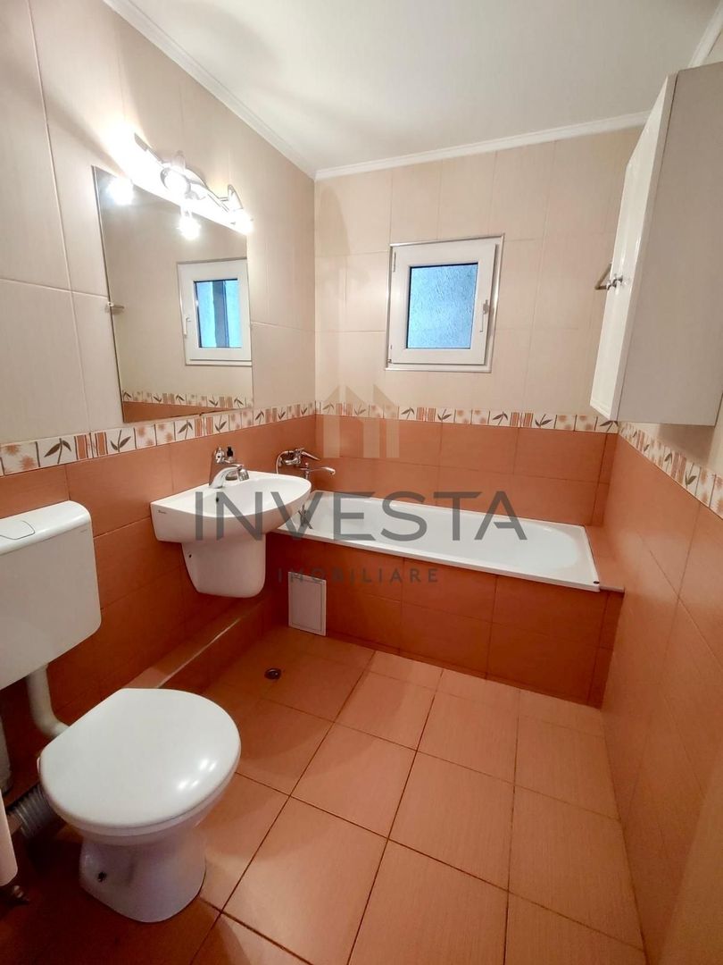 Apartament cu 4 camere decomandate, bd. Titulescu. - Poză 11