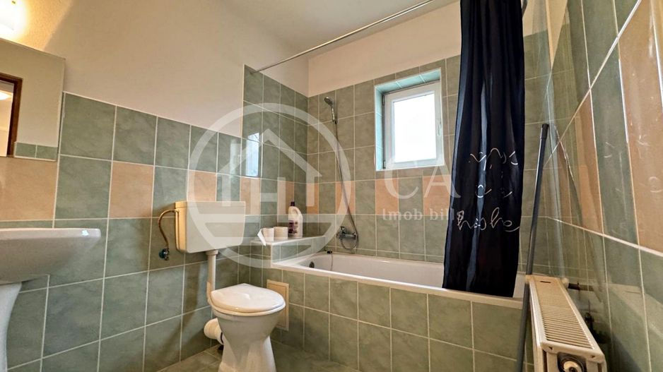 Casă de închiriat cu 4 camere în Cartierul Europa, Oradea - Poză 12