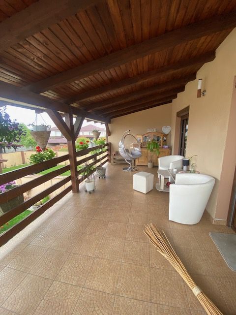 Duplex cu piscina Dumbravita Zona PADURE - Poză 17