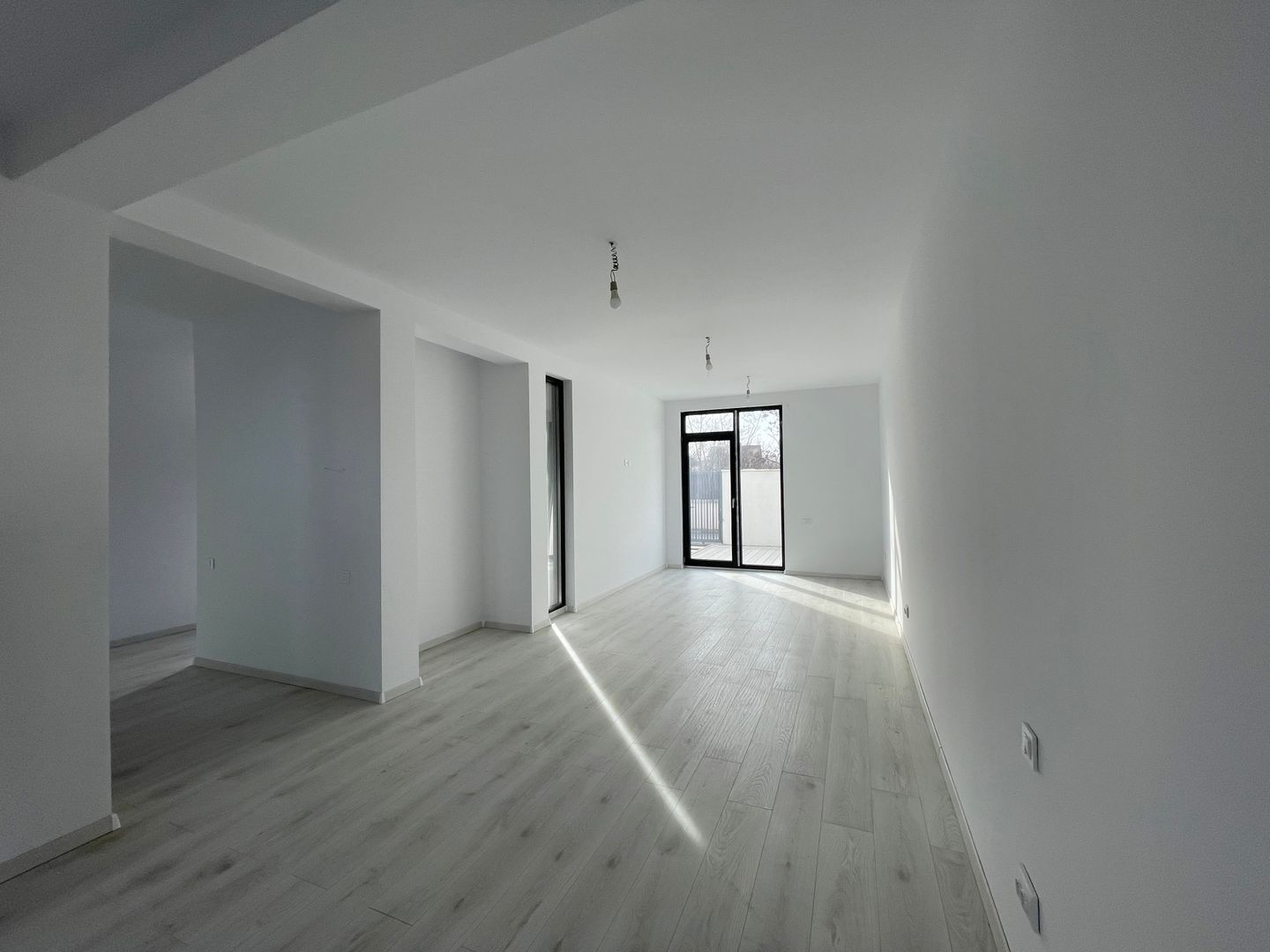 Vila 5 camere | Zona linistita | Pipera - Poză 1