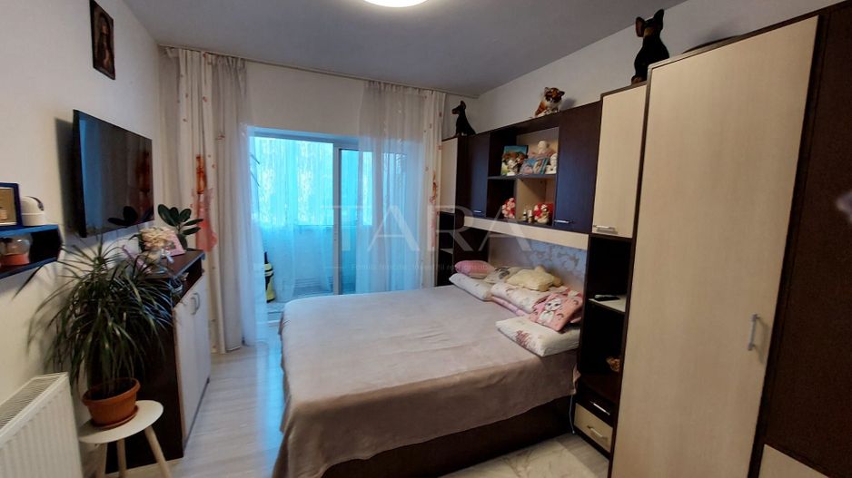 Apartament cu 3 camere, 2 balcoane și parcare, zona Floresti. - Poză 6