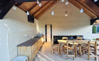 Casa individuala cu pivnita in Sura Mica, zona Salii de sport - Sibiu - Poză 10