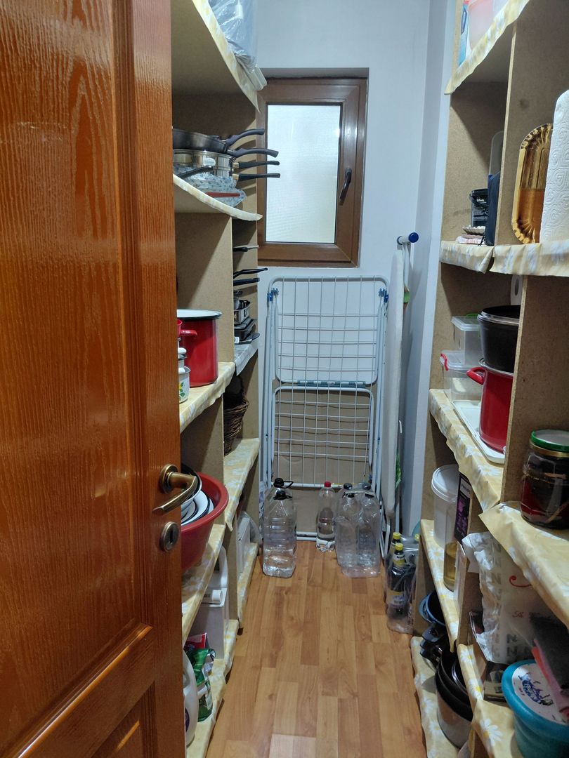 Casă Spațioasă P+1+M, 265 mp Utili, 1000 mp Teren – Toate Utilitățile, Vânători - Poză 34