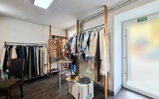 Spatiu comercial de vânzare Brasov - 50 mp  # spatii-comerciale-brasov.ro - Poză 1