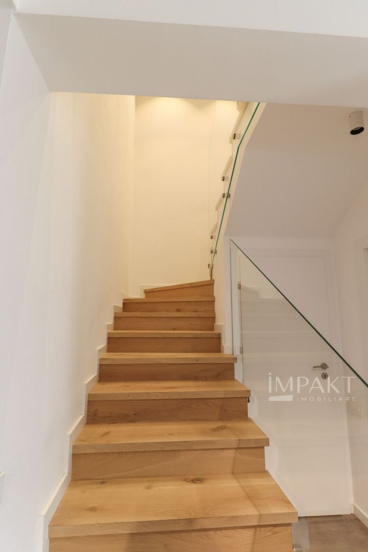 Casa cuplata minunata de vanzare, situata in cartier Voronet! - Poză 11