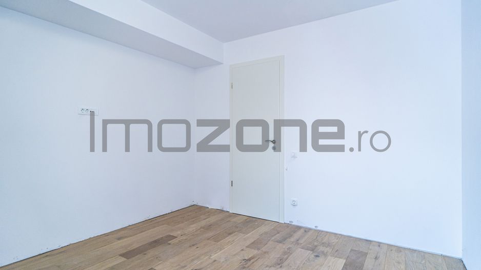 Strada Ghidigeni, zona Raul Doamnei, 3 camere, bloc nou, 2 bai, DOAR PLATA CASH - Poză 12