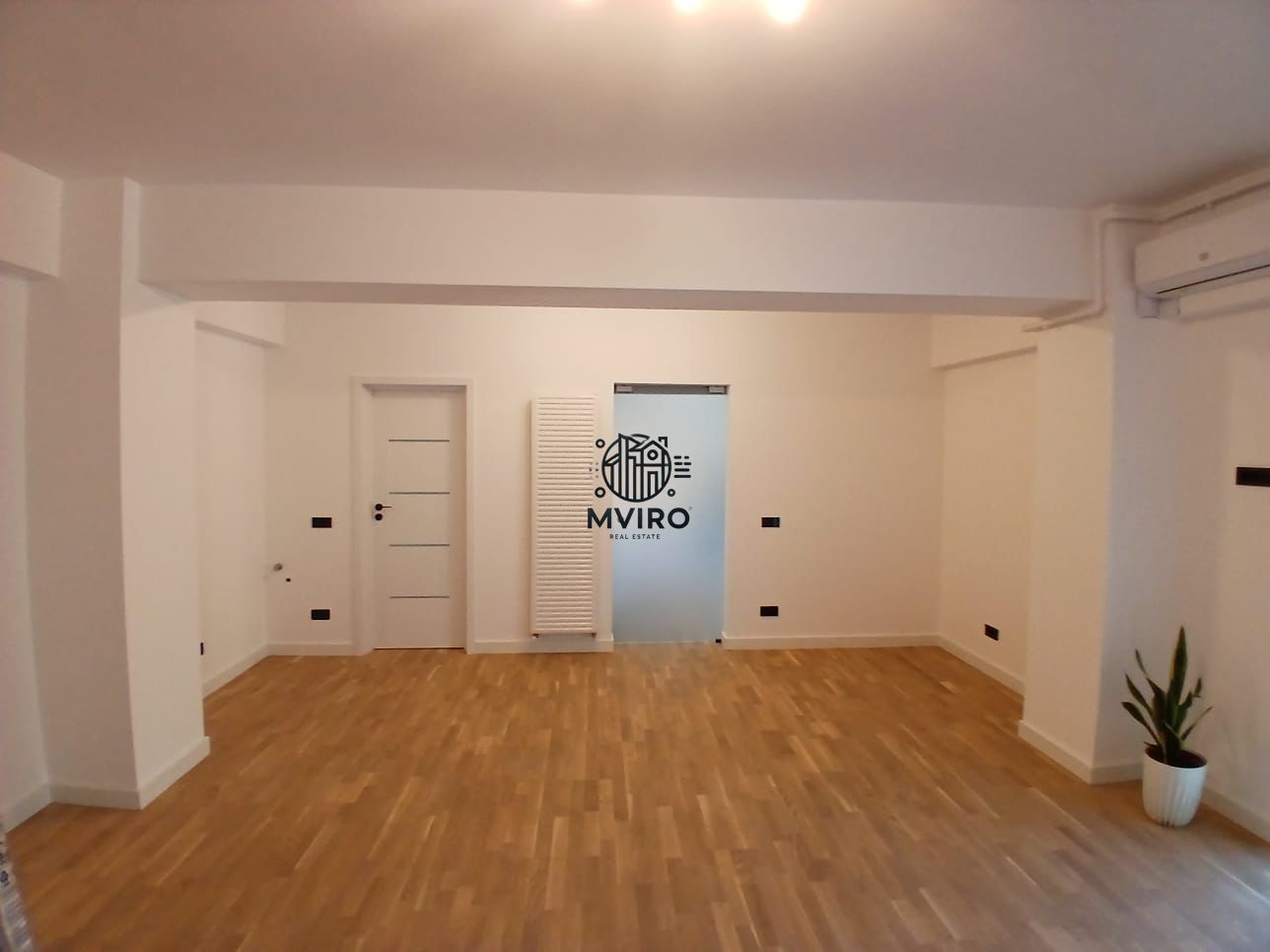 Studio elegant de închiriat, Piaţa Unirii – ideal pentru birou - Poză 1