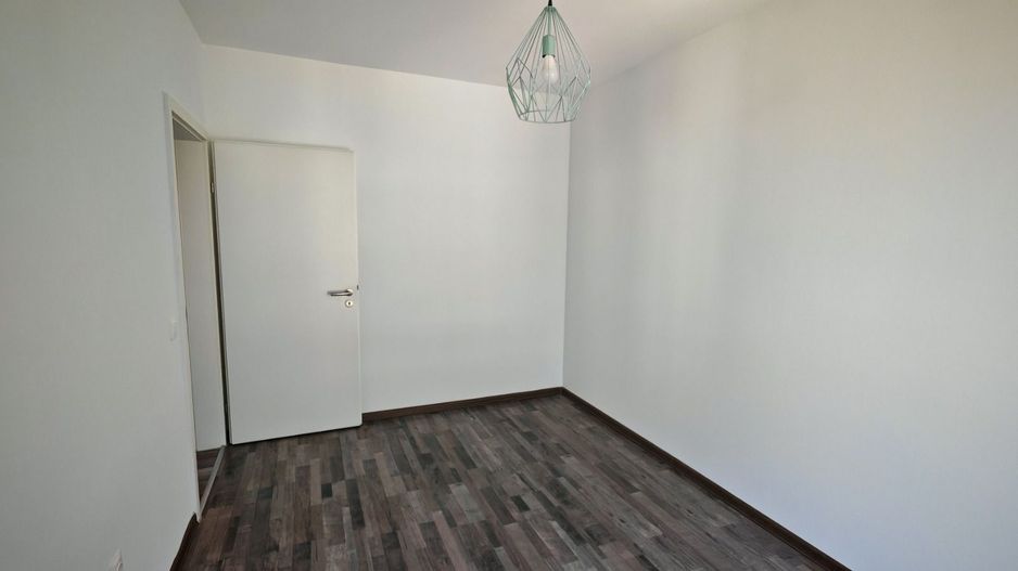 Apartanent 3 camere ,Avantgarden etaj 5, bucataria mobilata. - Poză 2