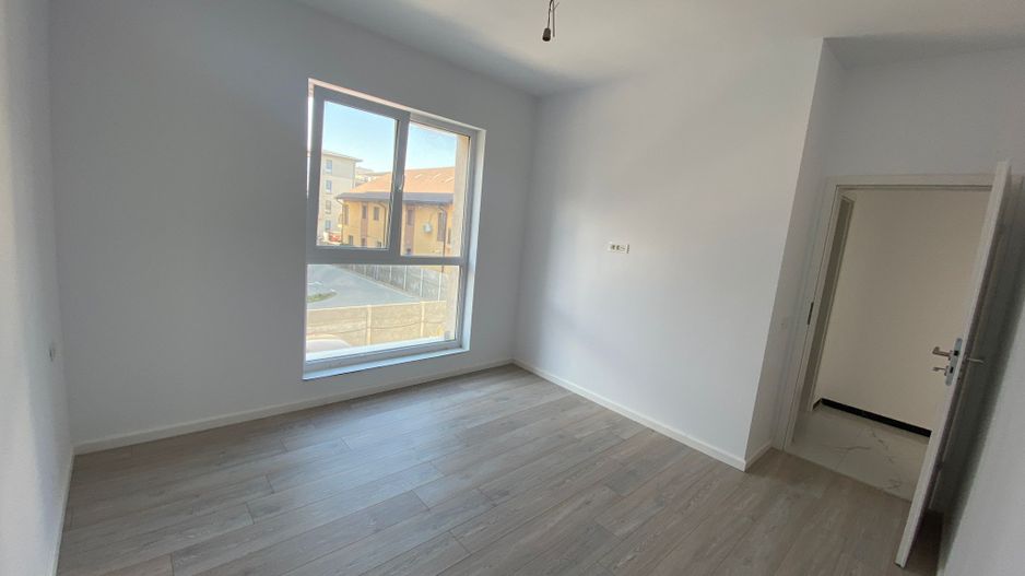 Giroc-Neptun | 3 Camere  | Decomandat | Lift | Disponibil imediat - Poză 9