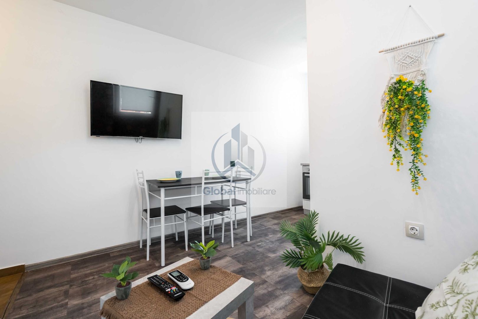 2 Rooms | 5 Minutes walk to Unirii Metro | Landlord - Poză 3