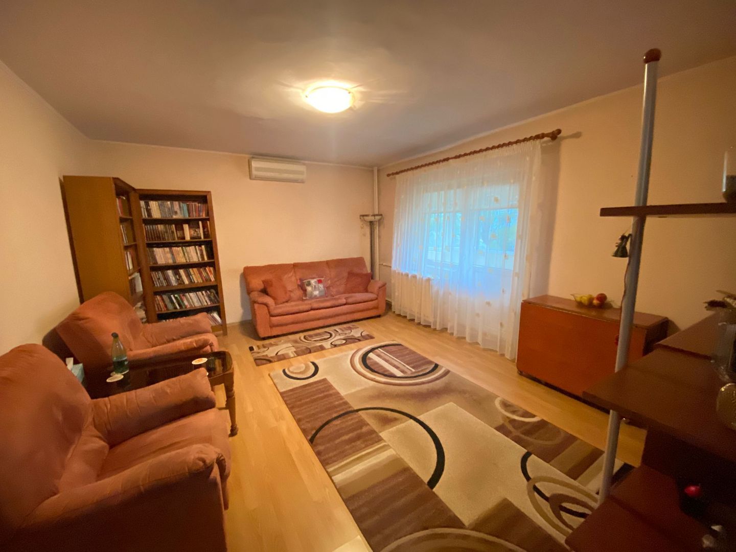 Apartament spațios 2 camere, 63 mp, etaj 2, zona Sebastian – Sector 5 (V4) - Poză 1
