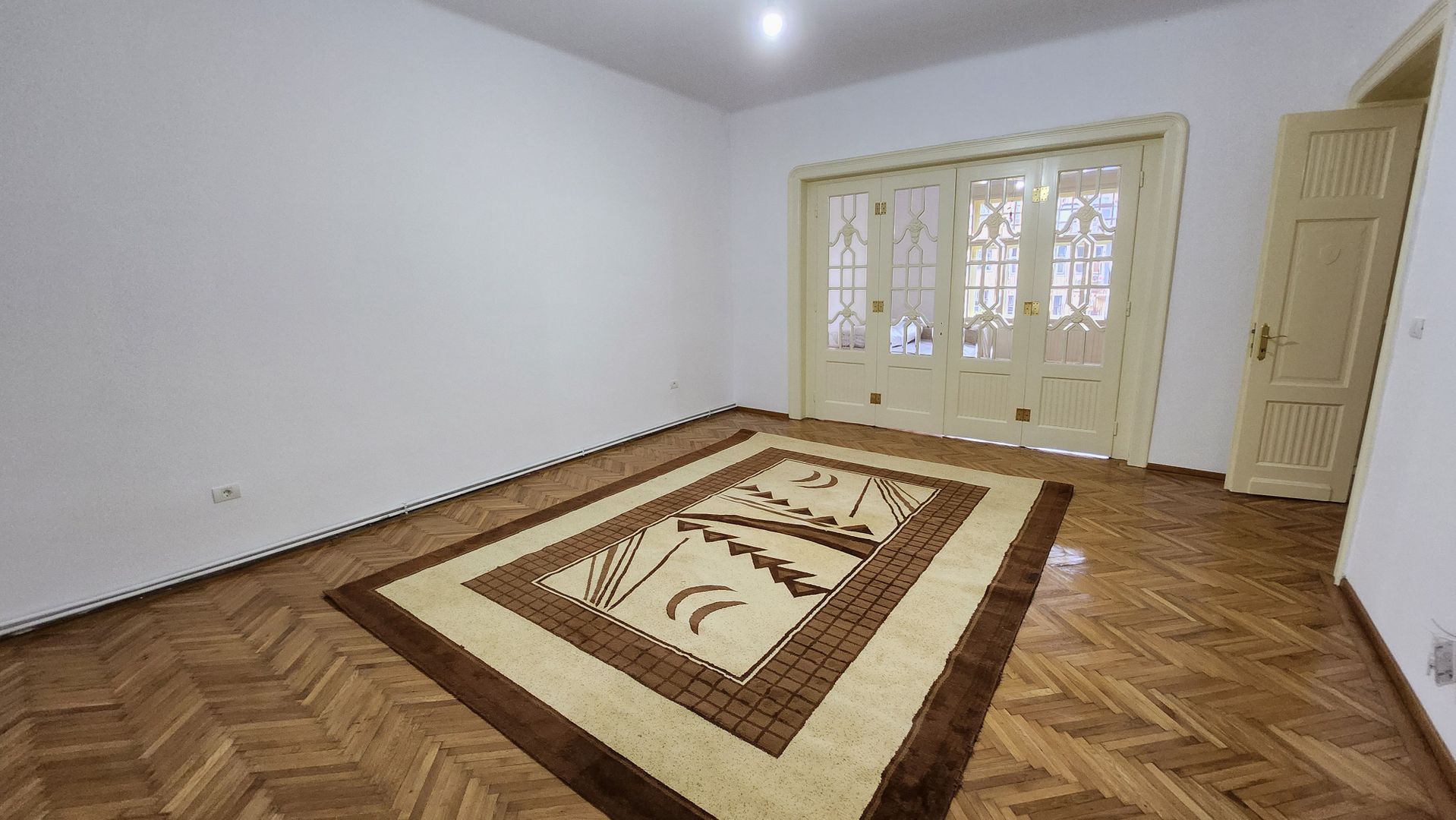 Vila _zona ultracentrala - Poză 4