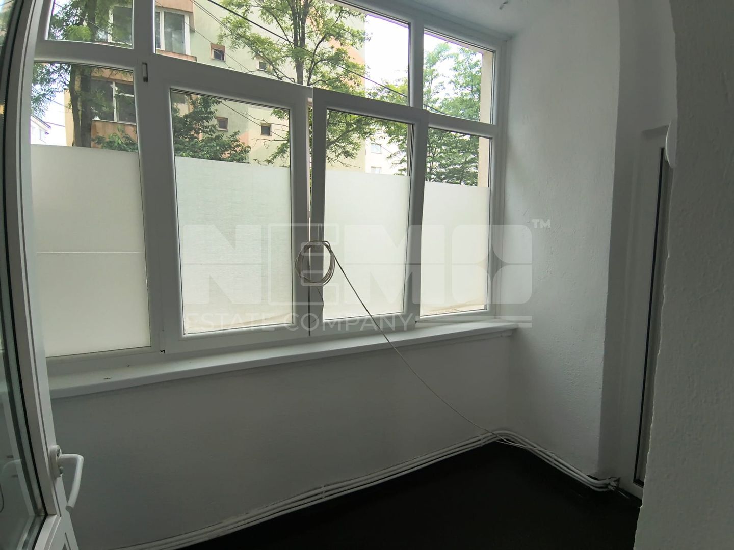 Apartament 3 camere, Obcini, parter, ideal birouri/cabinete - Poză 14