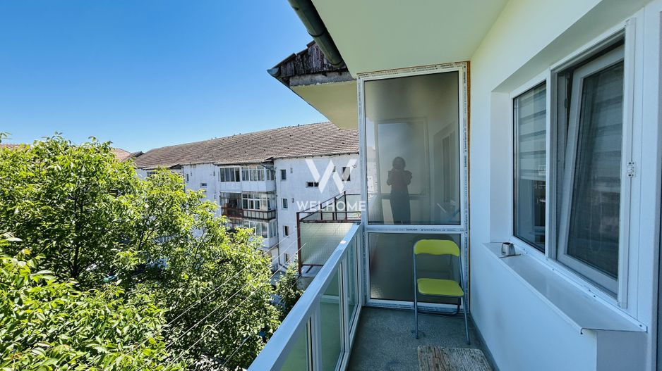 Apartament decomandat, cu 3 camere, 2 bai, 2 balcoane - Zona Strand - Poză 21