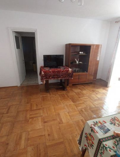 Inchiriere apartament 2 camere, etaj 1, Calea Bucuresti - Poză 5