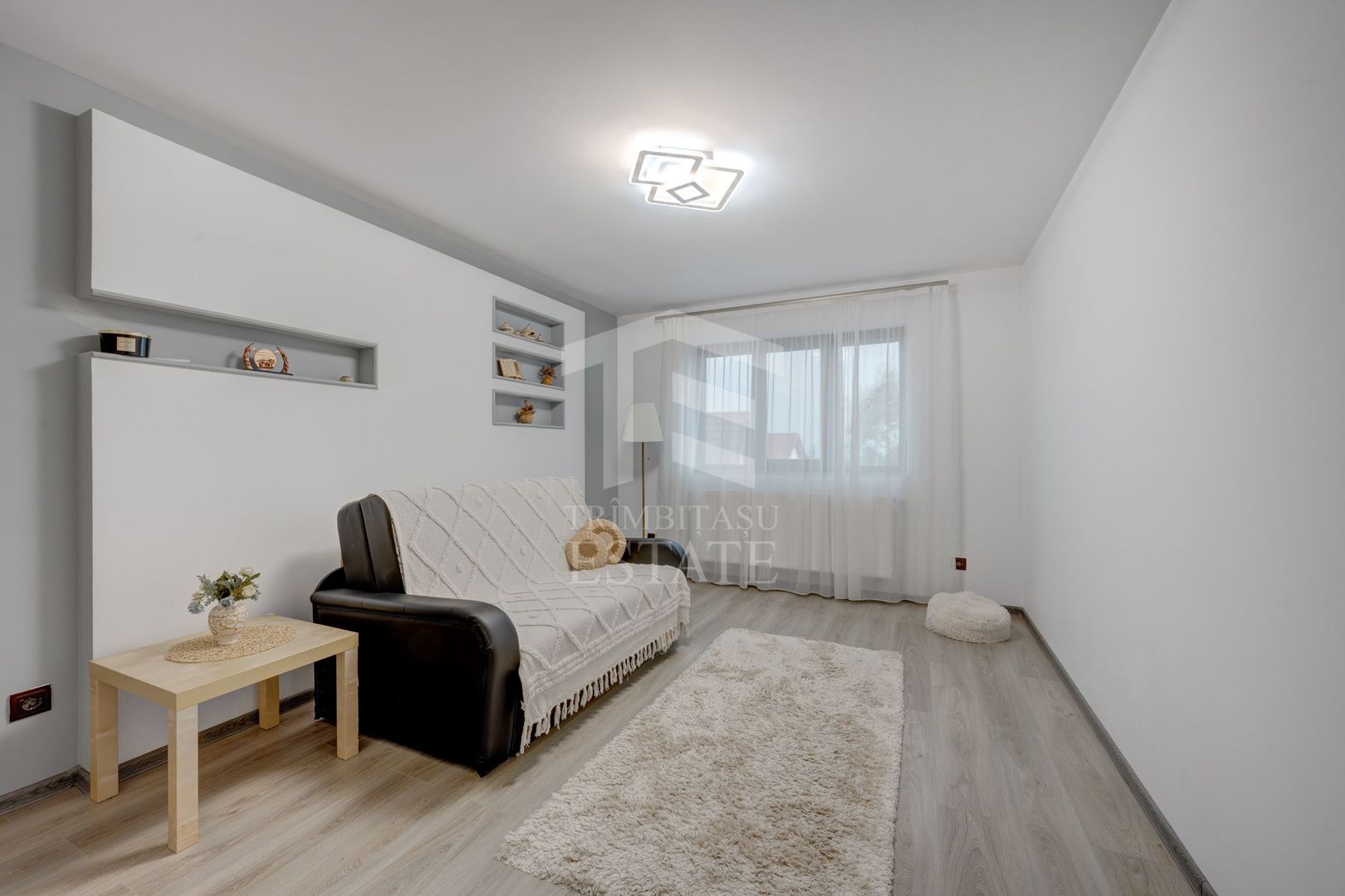 Vilă 342 mp cu piscină și 800 mp teren / 4 dormitoare / Pleașa - Poză 9